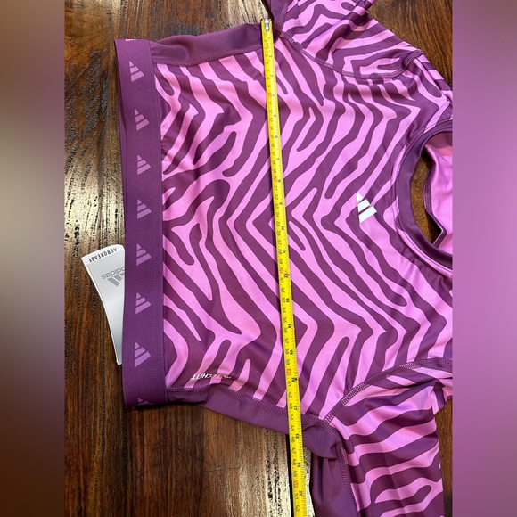 Adidas Hyperglam Zebra TechFit Long Sleeve Crop Top Size L Purple.🛍️ - Picture 13 of 14